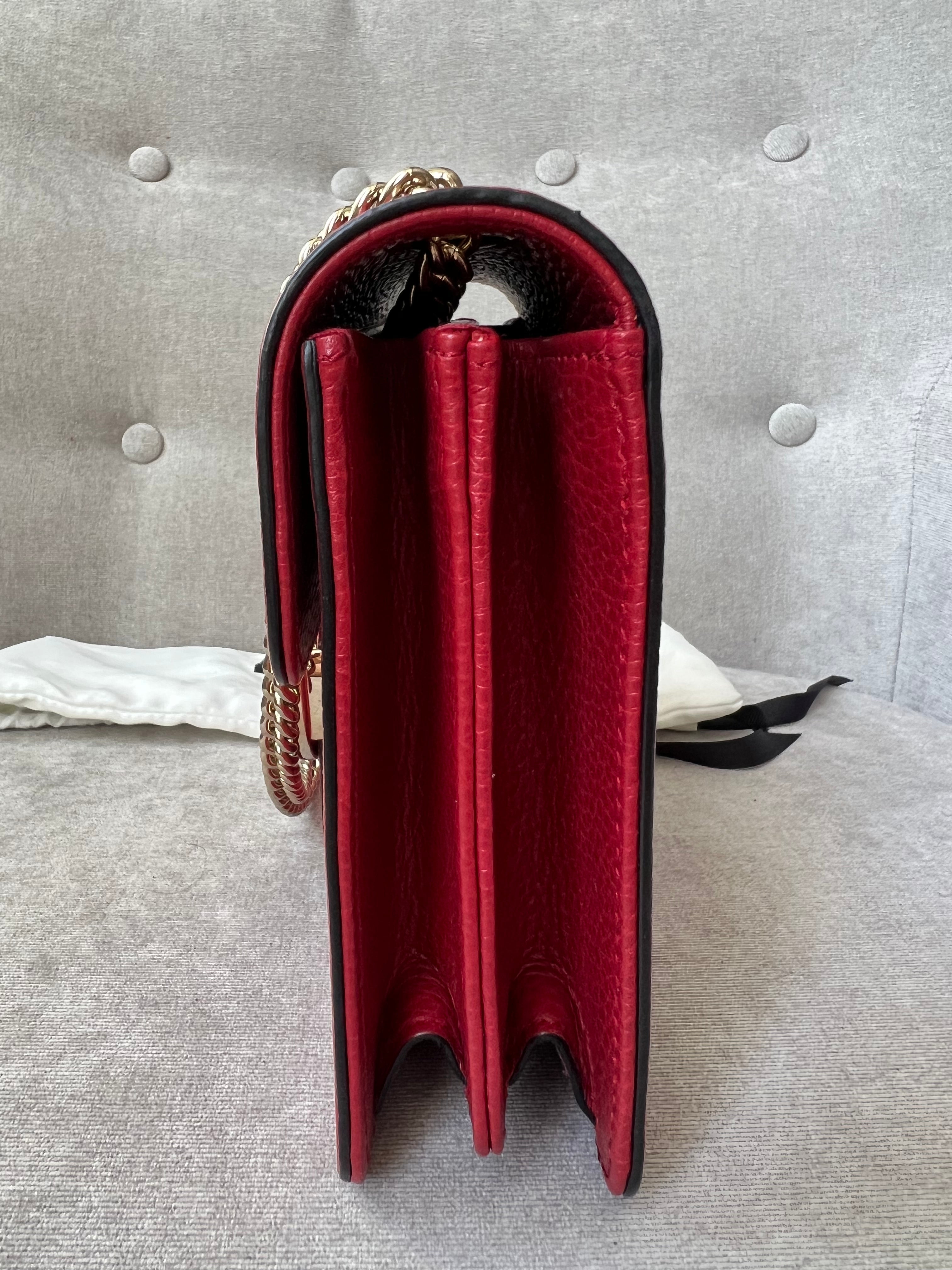 Gucci Interlocking GG Red Small Shoulder Bag