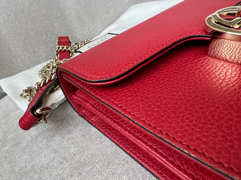 Gucci Interlocking GG Red Small Shoulder Bag