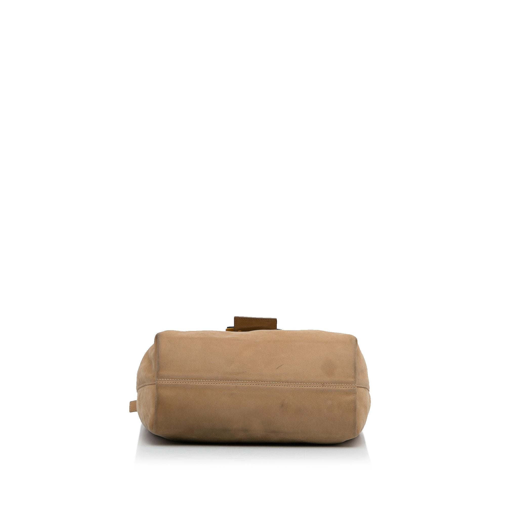 Fendi Baguette Hobo Bag (SHG-MnSqde)