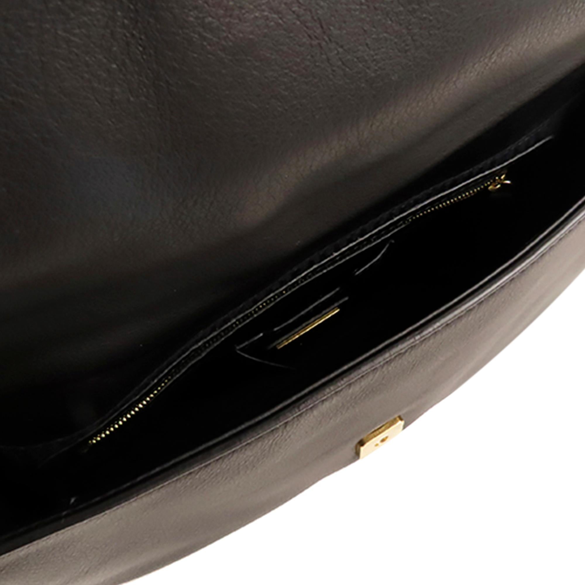 Fendi Convertible Leather Baguette (SHG-pxuZoe)