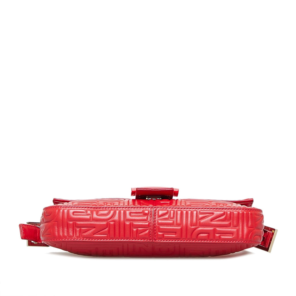 Fendi Embossed Leather Mamma Baguette (SHG-MZAgAO)