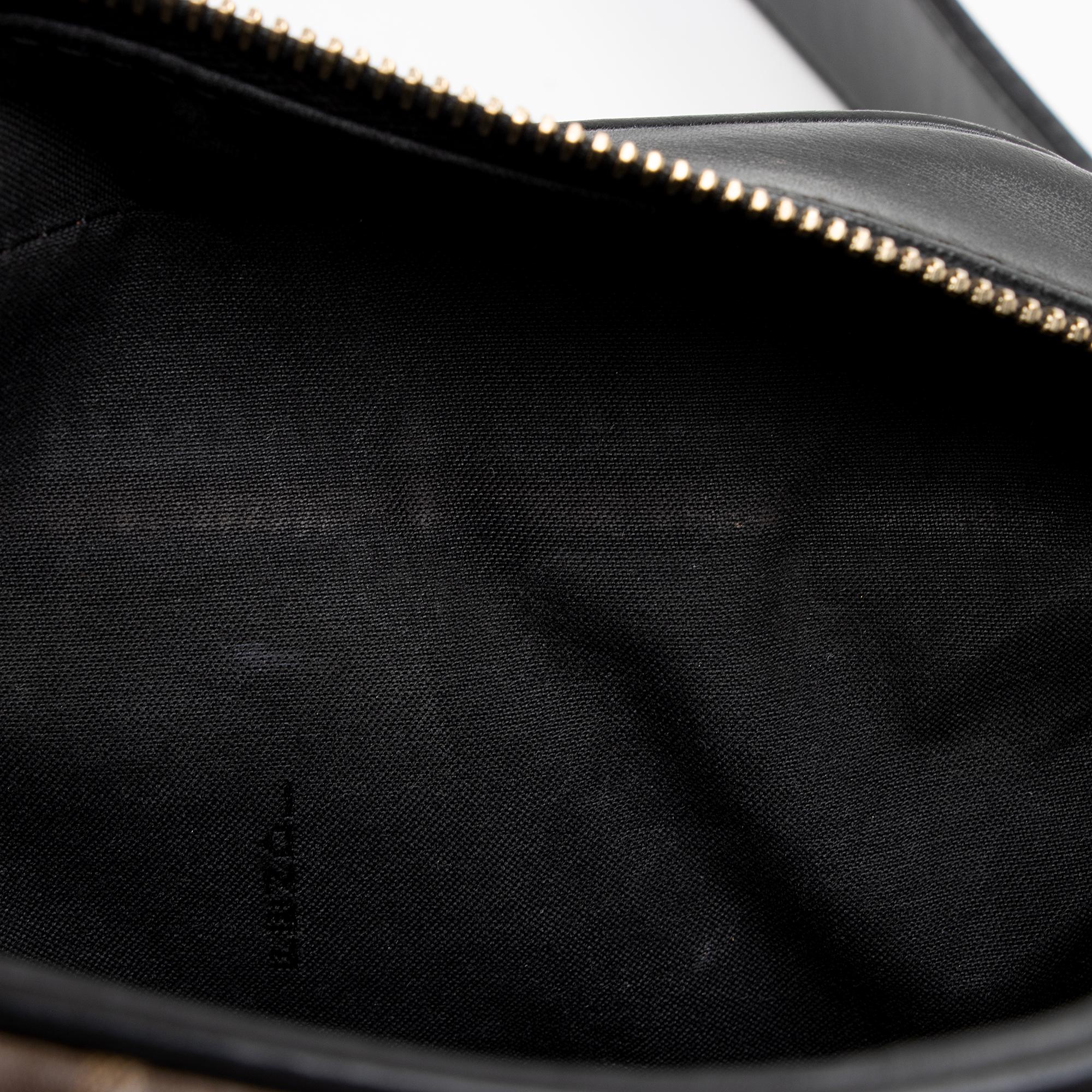 Fendi FF Spalmati Camera Case (SHF-lHcrhh)