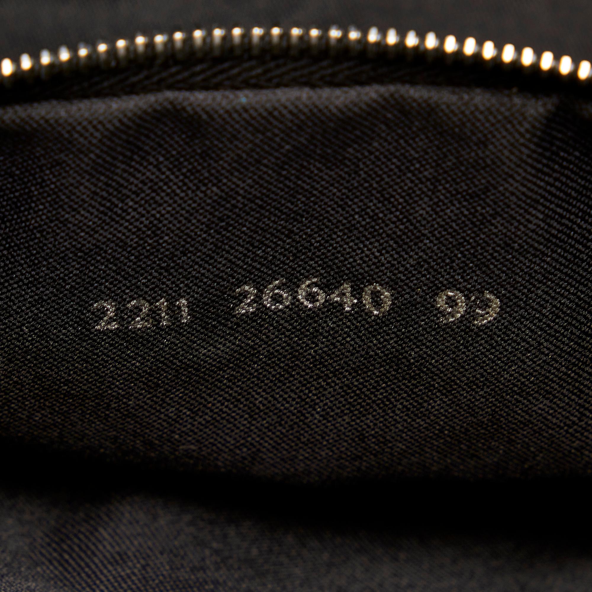 Fendi Leather Baguette (SHG-26704)
