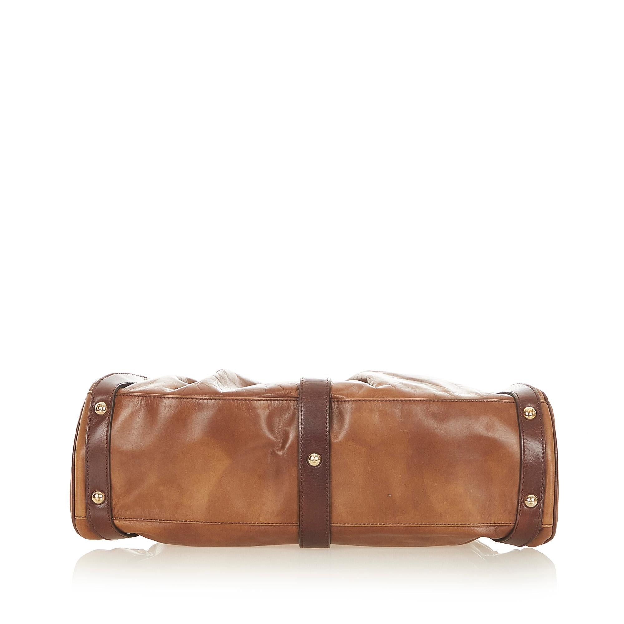 Fendi Leather Handbag (SHG-31690)