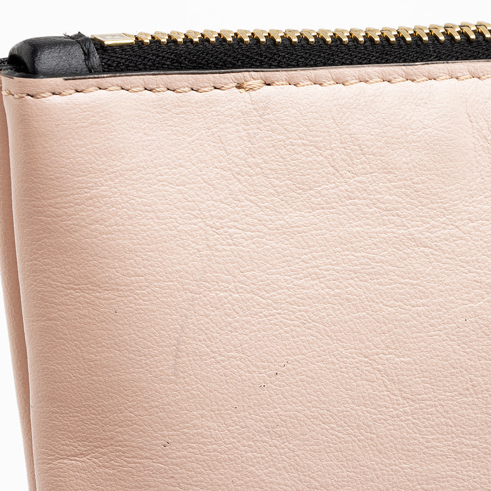 Fendi Leather Logo Pouch (SHF-16970)