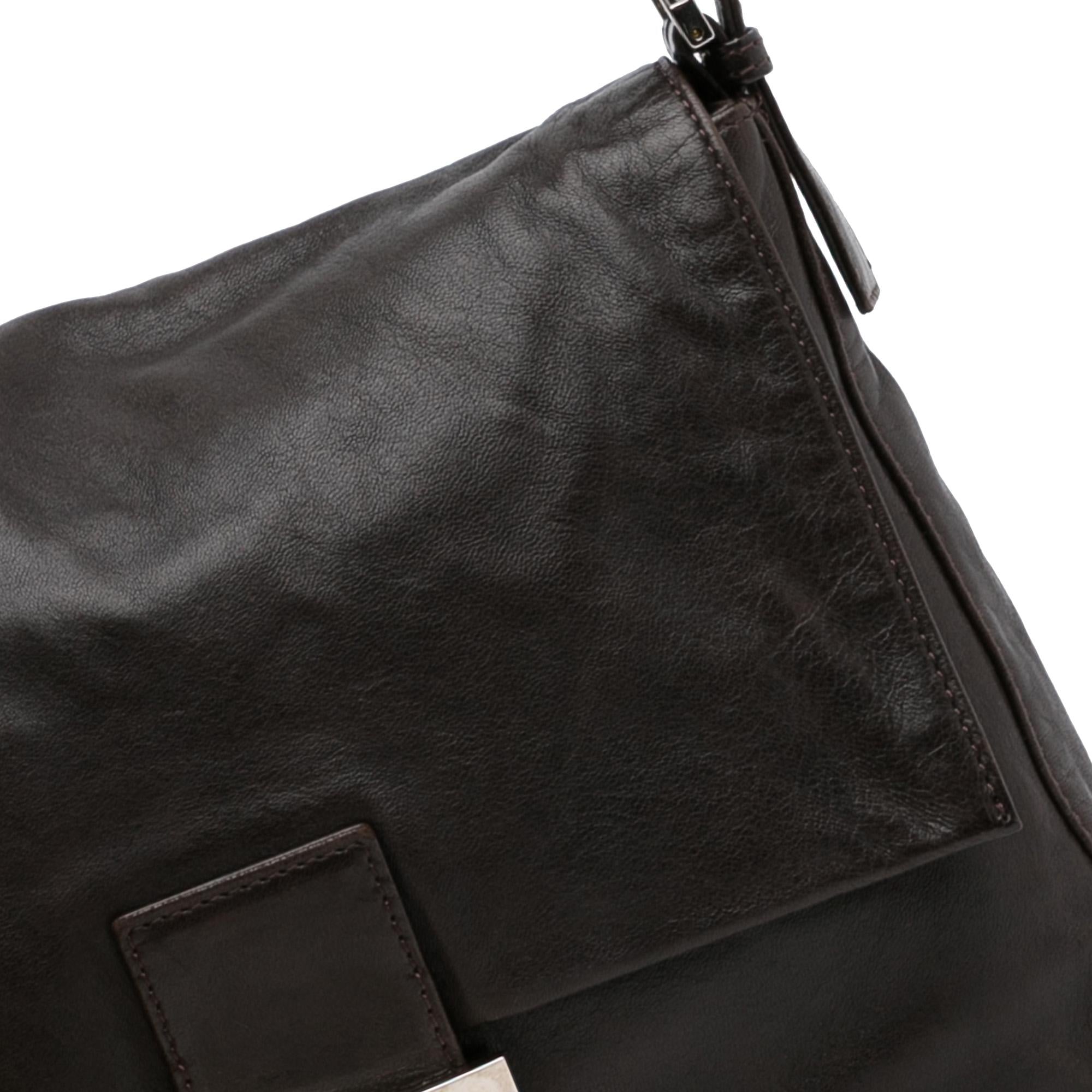 Fendi Leather Mamma Forever (SHG-TTZfIm)