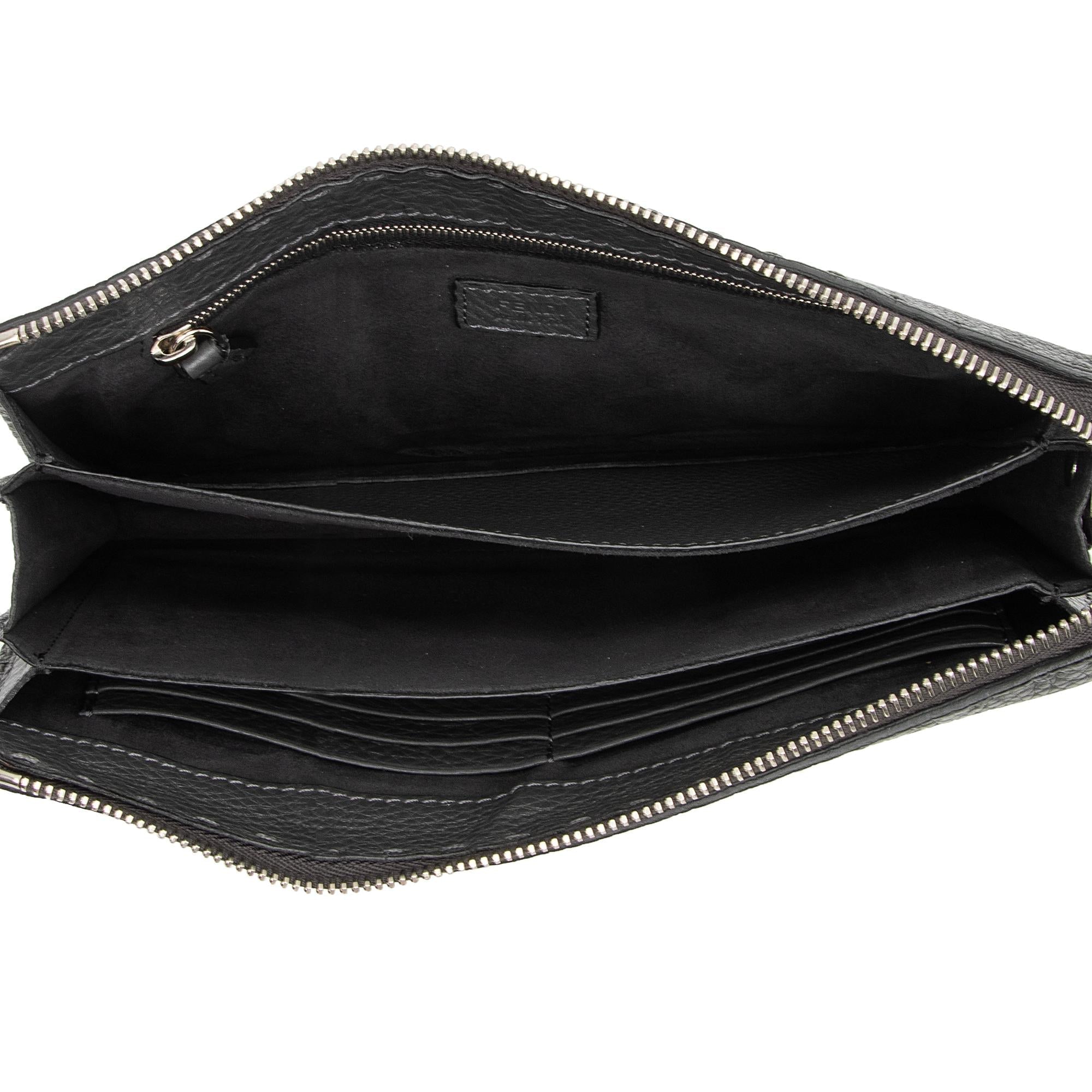 Fendi Leather Selleria  Monster Clutch (SHF-hyUZqB)