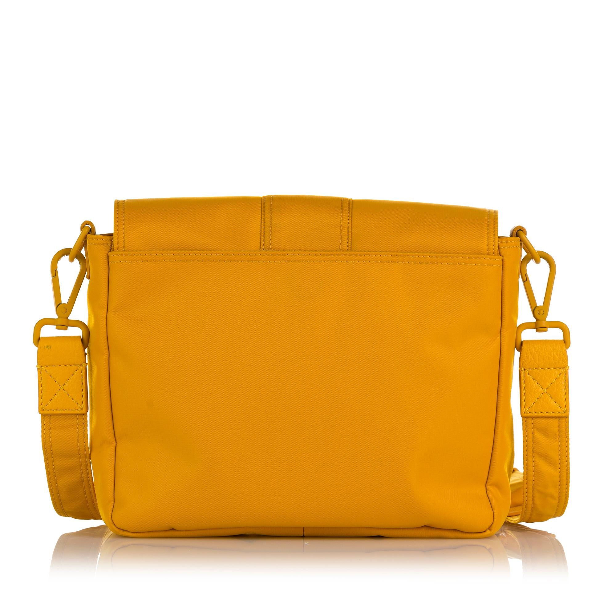 Fendi Medium Mamma Baguette Crossbody Bag (SHG-x2ndEF)