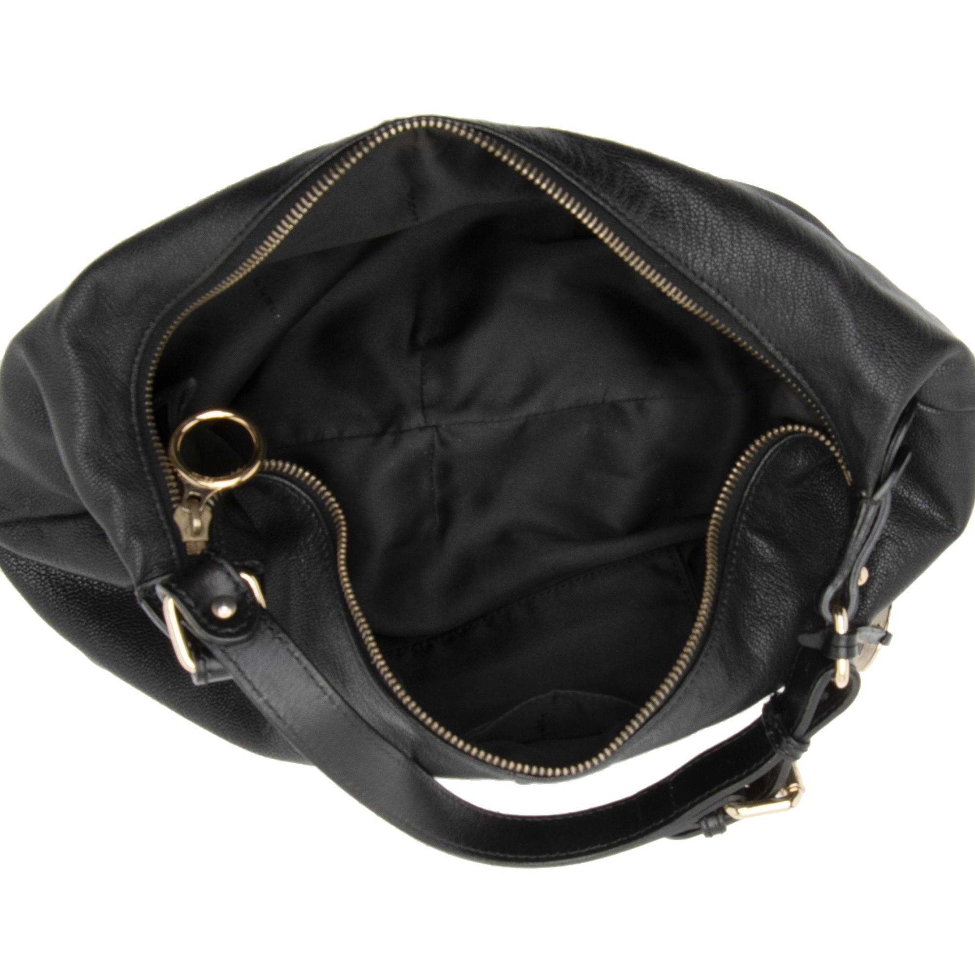 Fendi Nappa Leather Small Hobo (SHF-KysPJl)