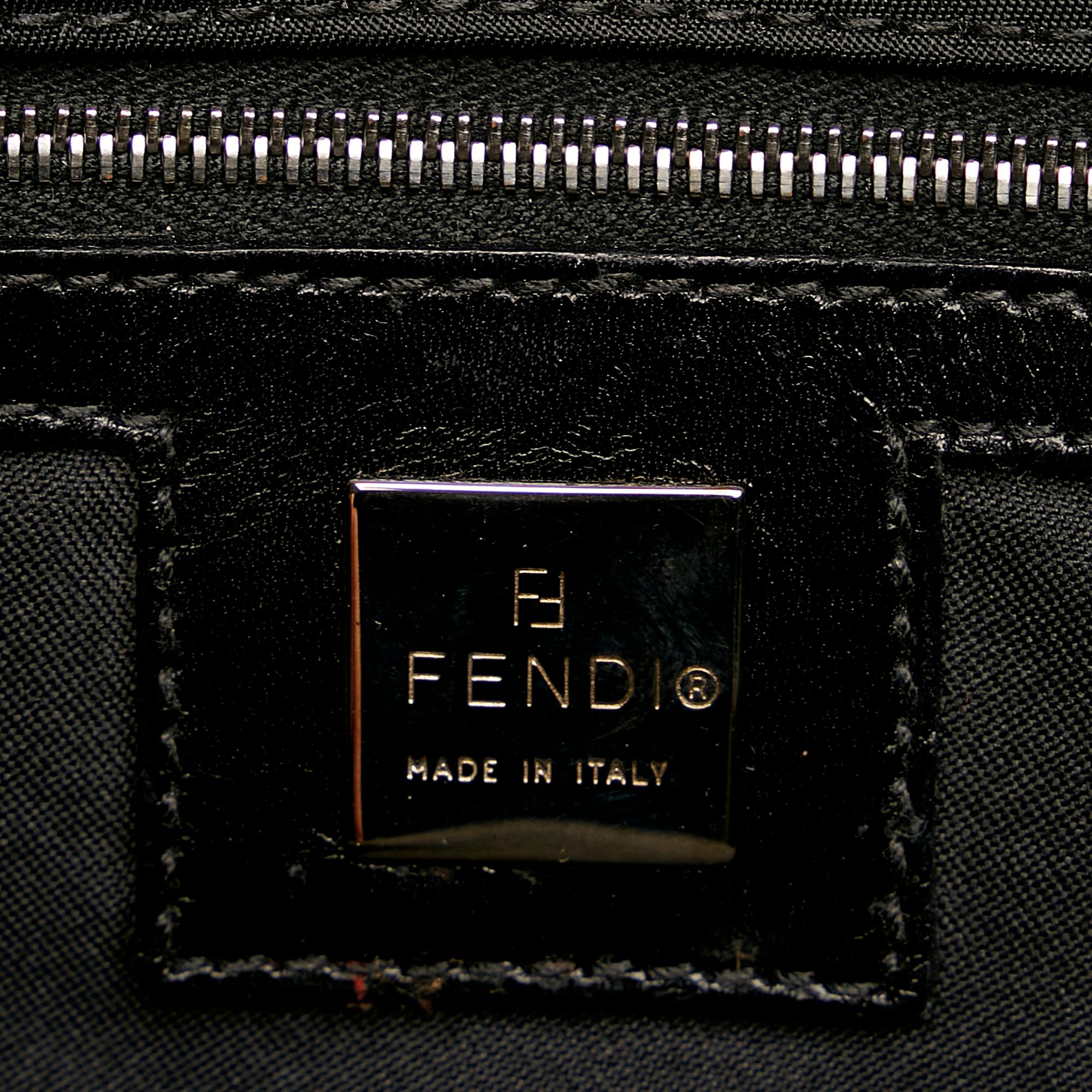 Fendi Nylon Tote Bag (SHG-29224)