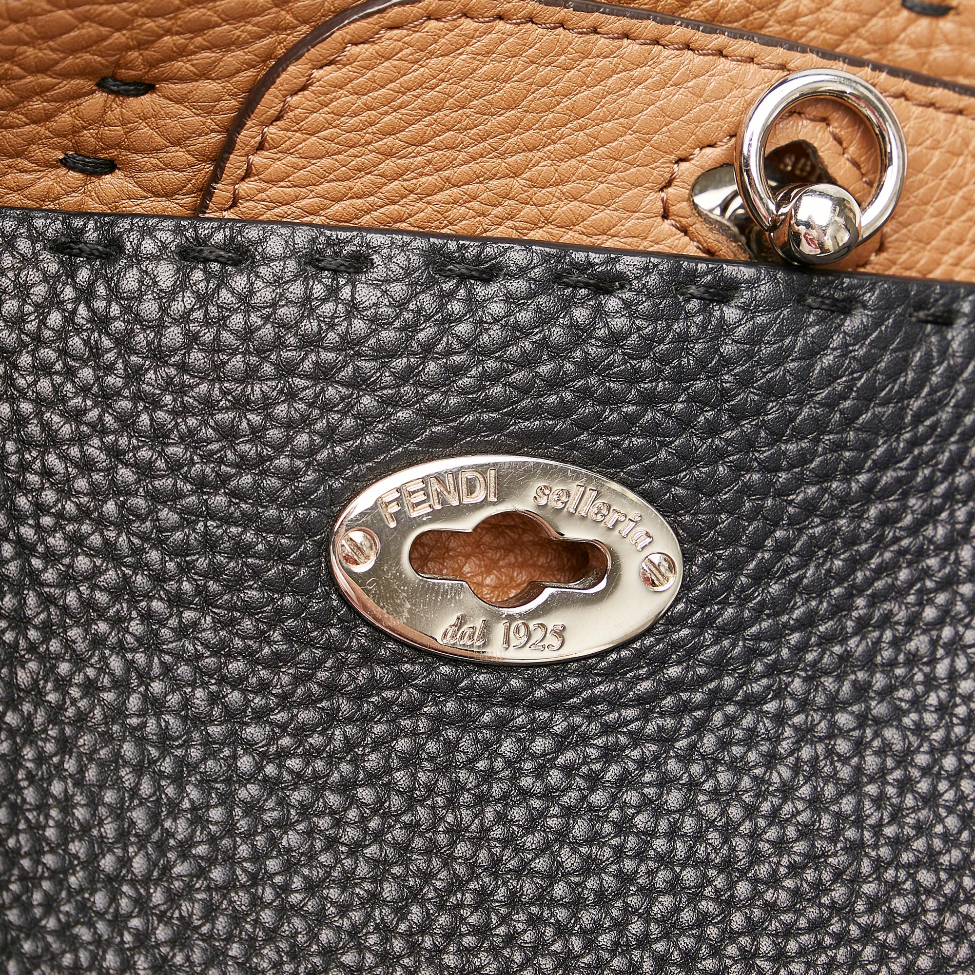 Fendi Selleria Carla Leather Tote Bag (SHG-33430)