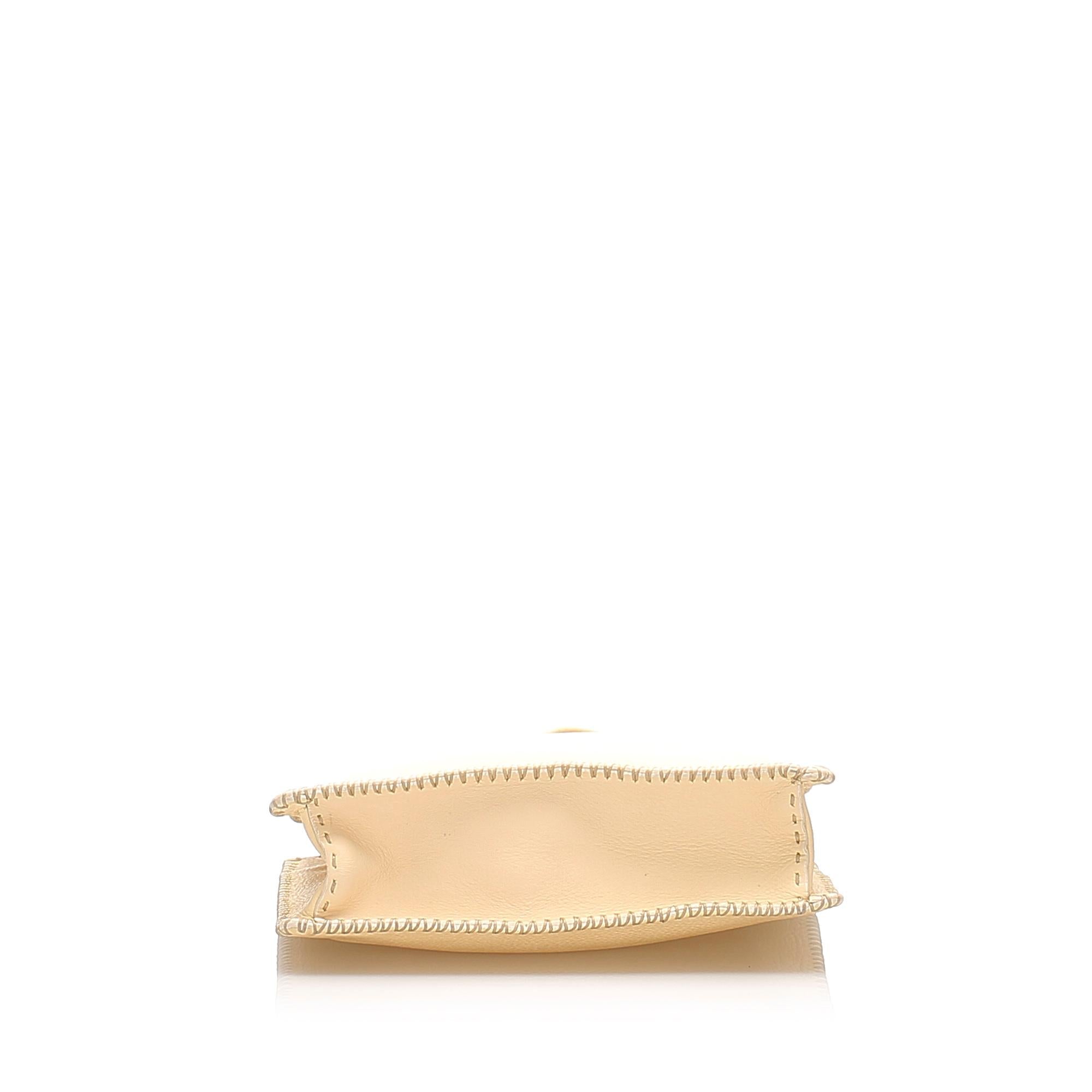 Fendi Selleria Leather Handbag (SHG-15496)