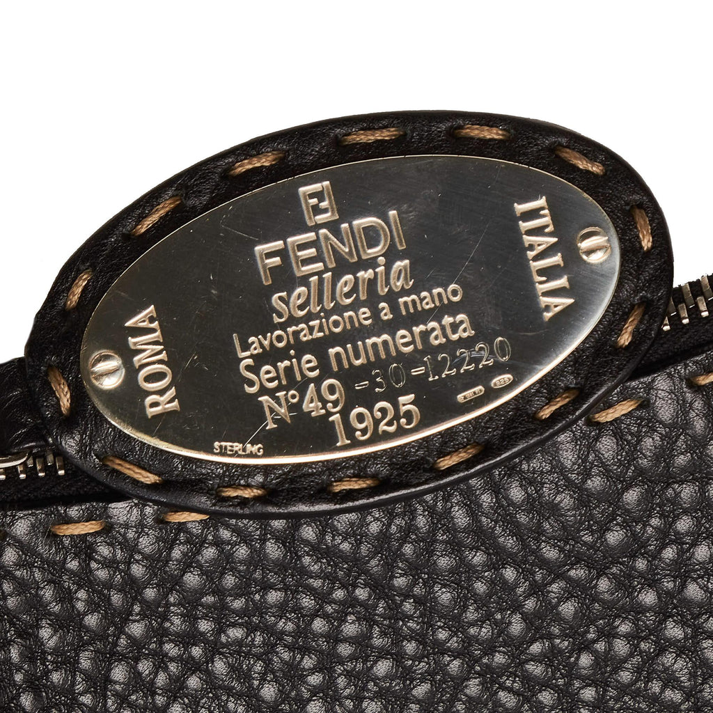 Fendi Selleria Leather Shoulder Bag (SHG-29296)