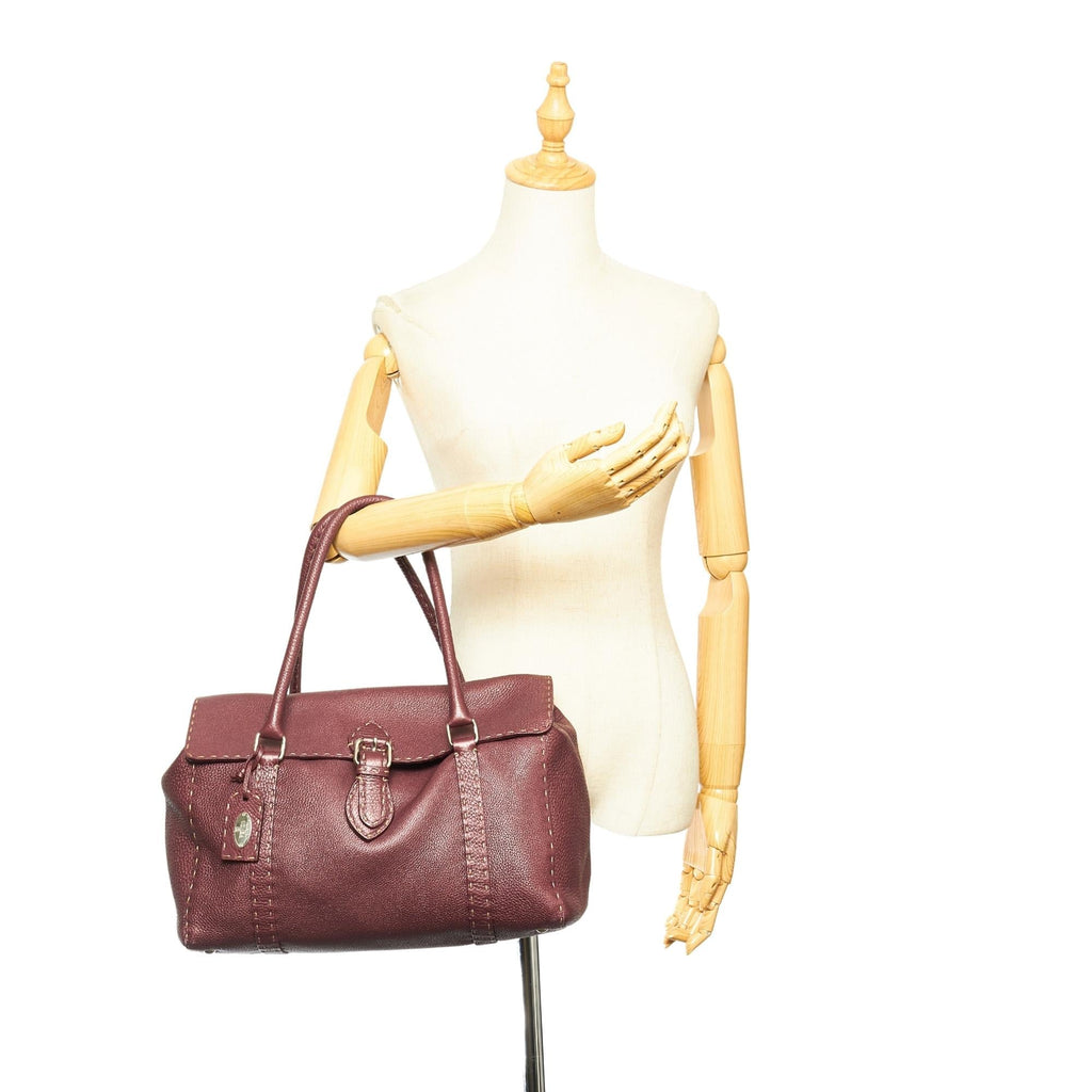 Fendi Selleria Linda Leather Shoulder Bag (SHG-31687)