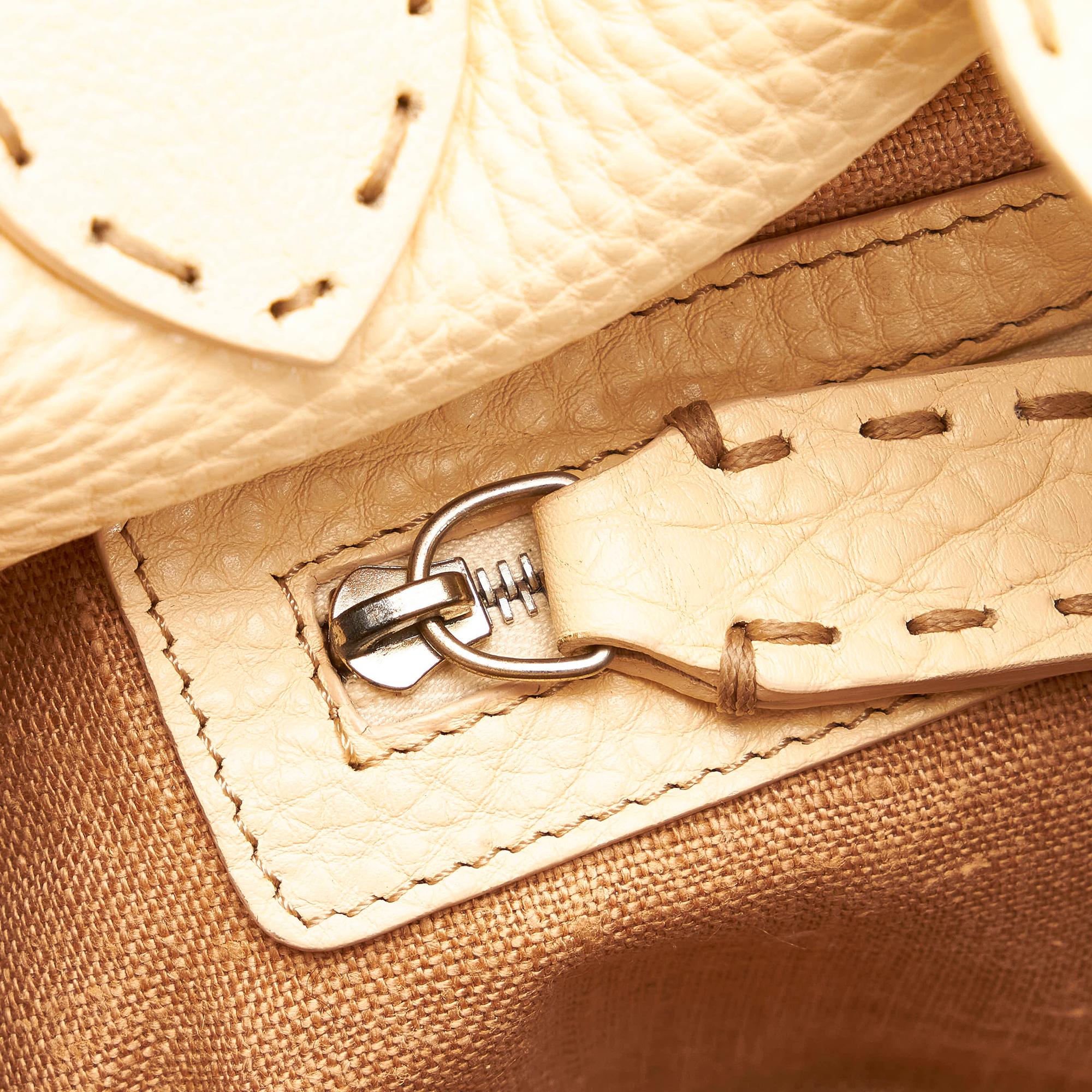 Fendi Selleria Sporty Leather Shoulder Bag (SHG-33592)