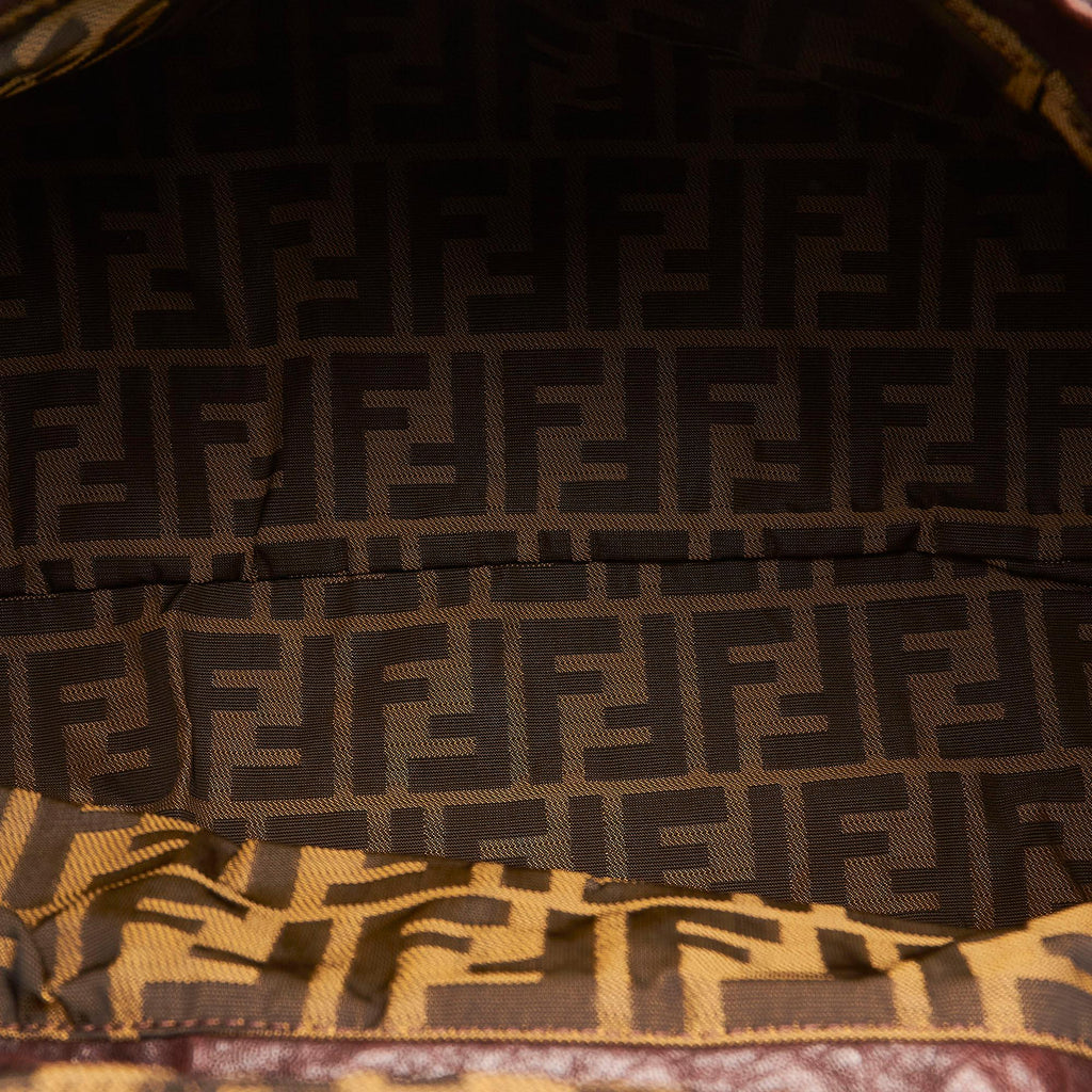 Fendi Spy Leather Handbag (SHG-27415)