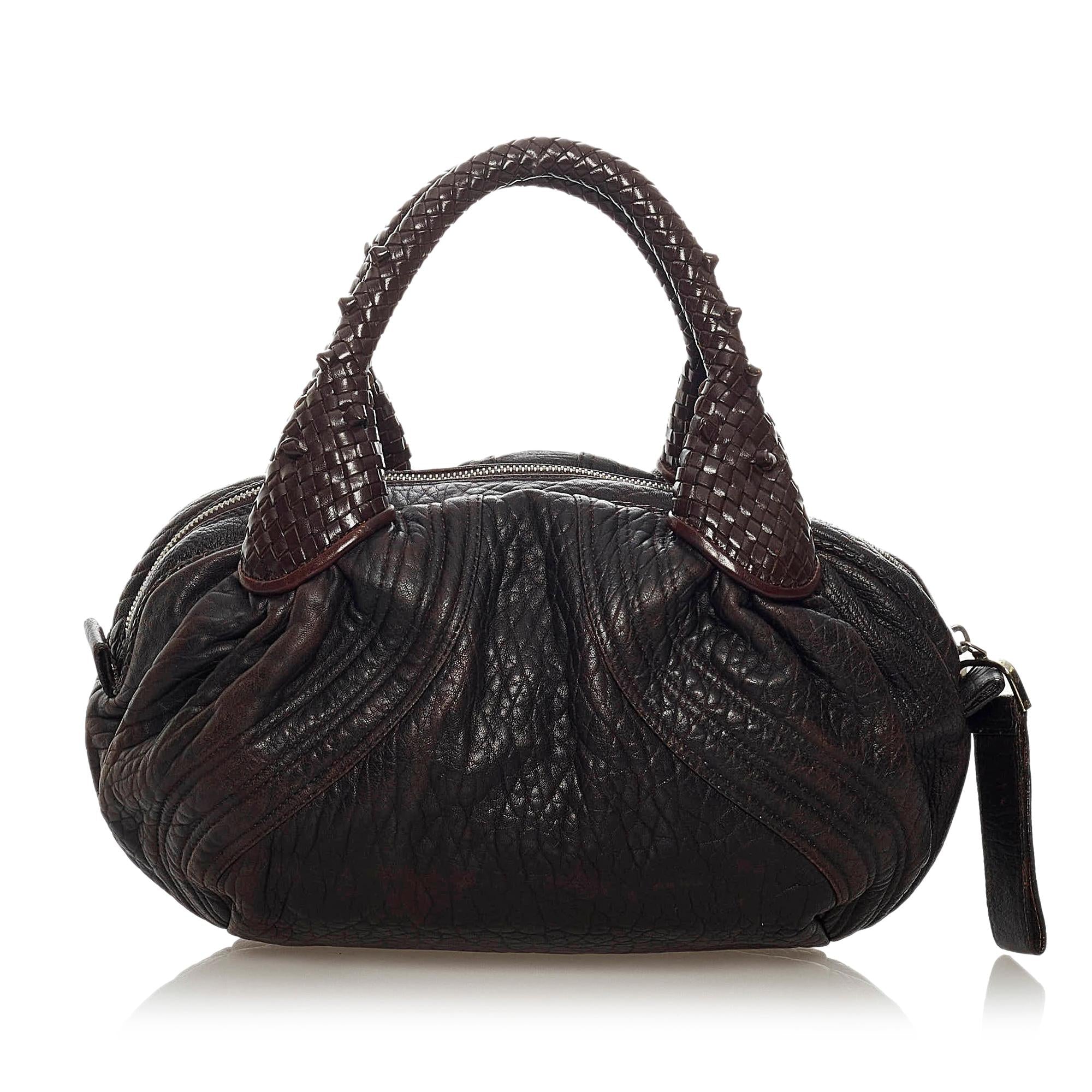 Fendi Spy Leather Handbag (SHG-29139)