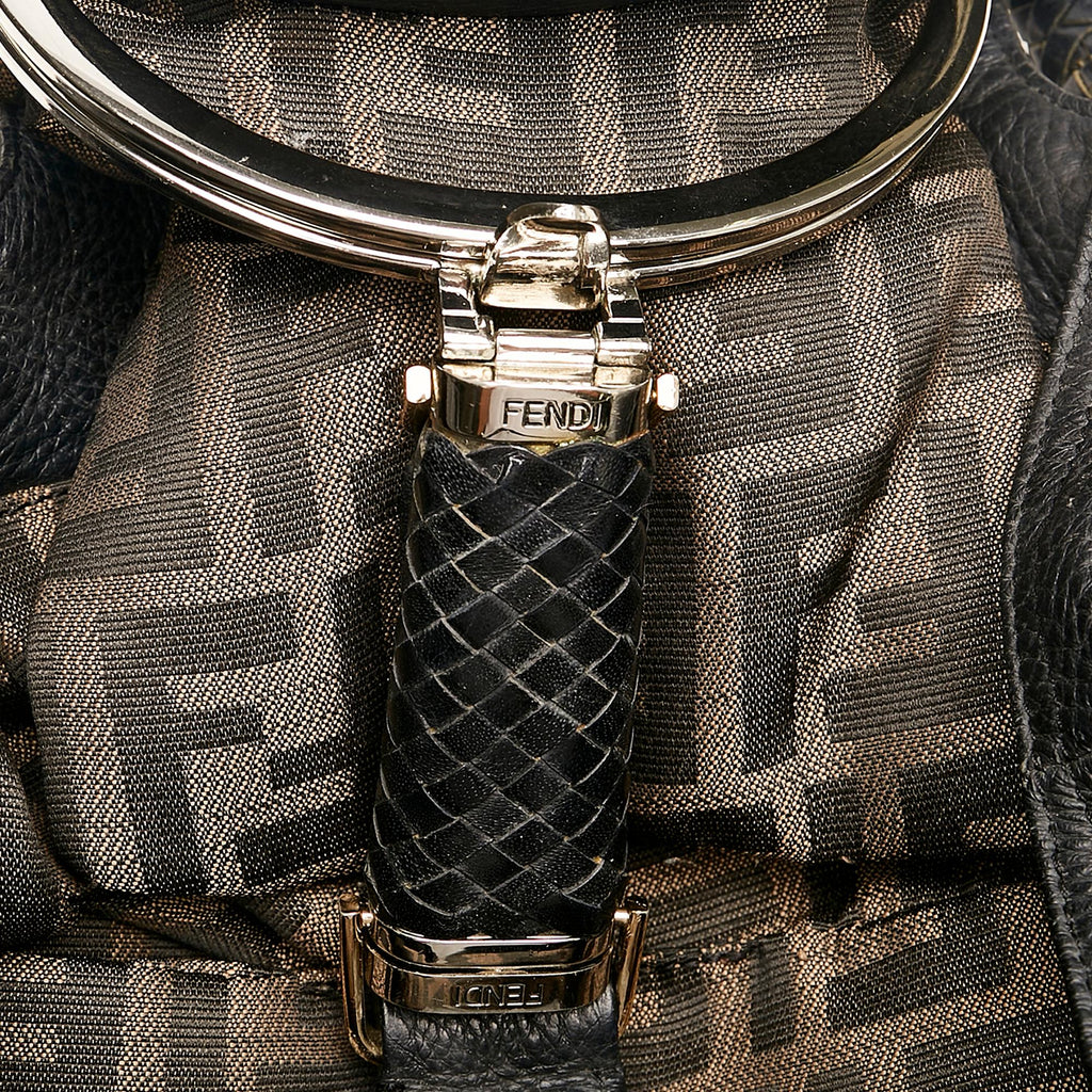 Fendi Spy Leather Handbag (SHG-37348)