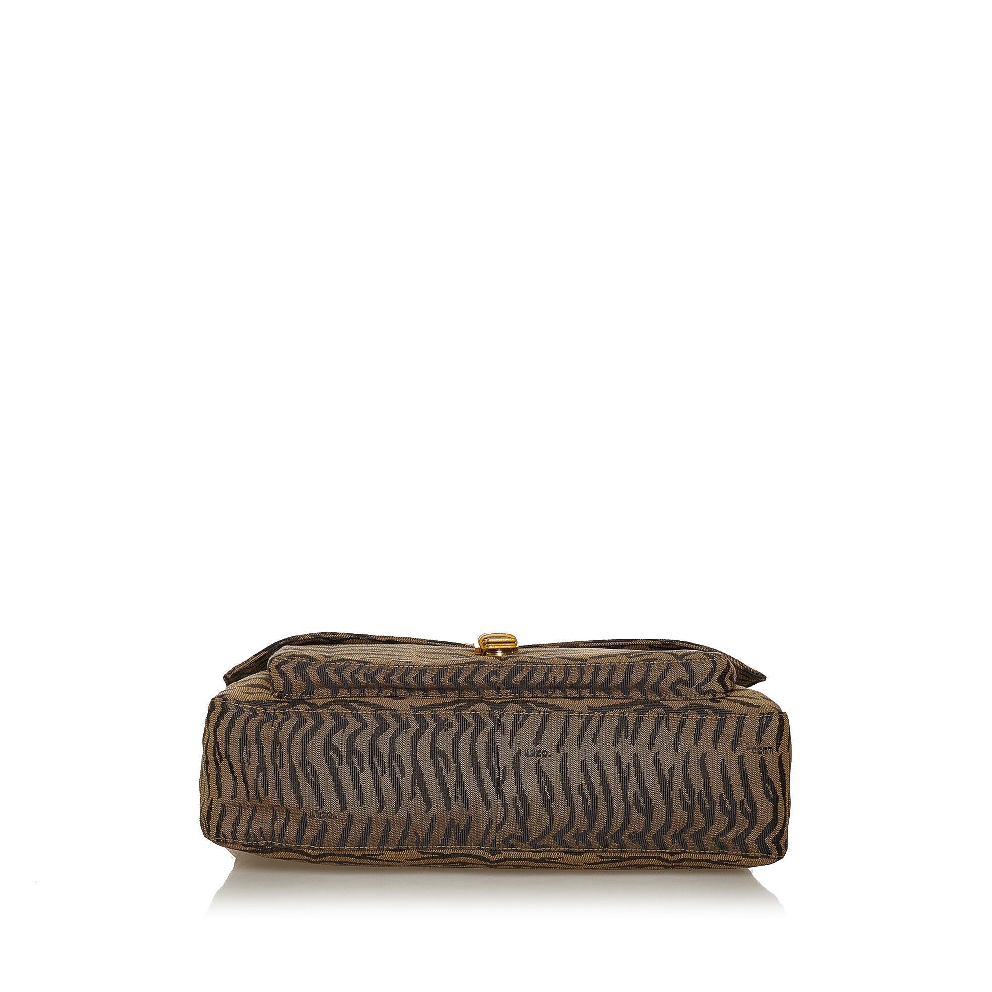 Fendi Tiger Print Canvas Shoulder Bag (SHG-28562)
