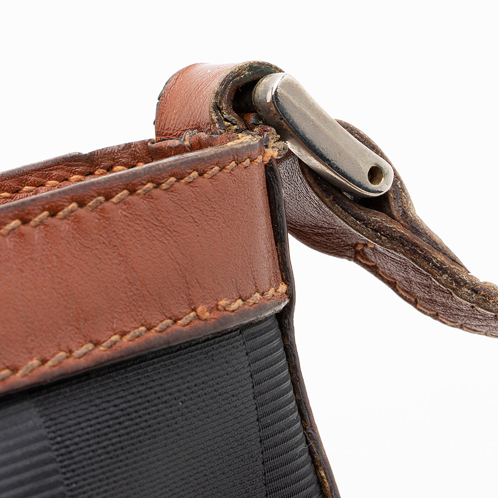 Fendi Vintage Pequin Shoulder Bag (SHF-18977)