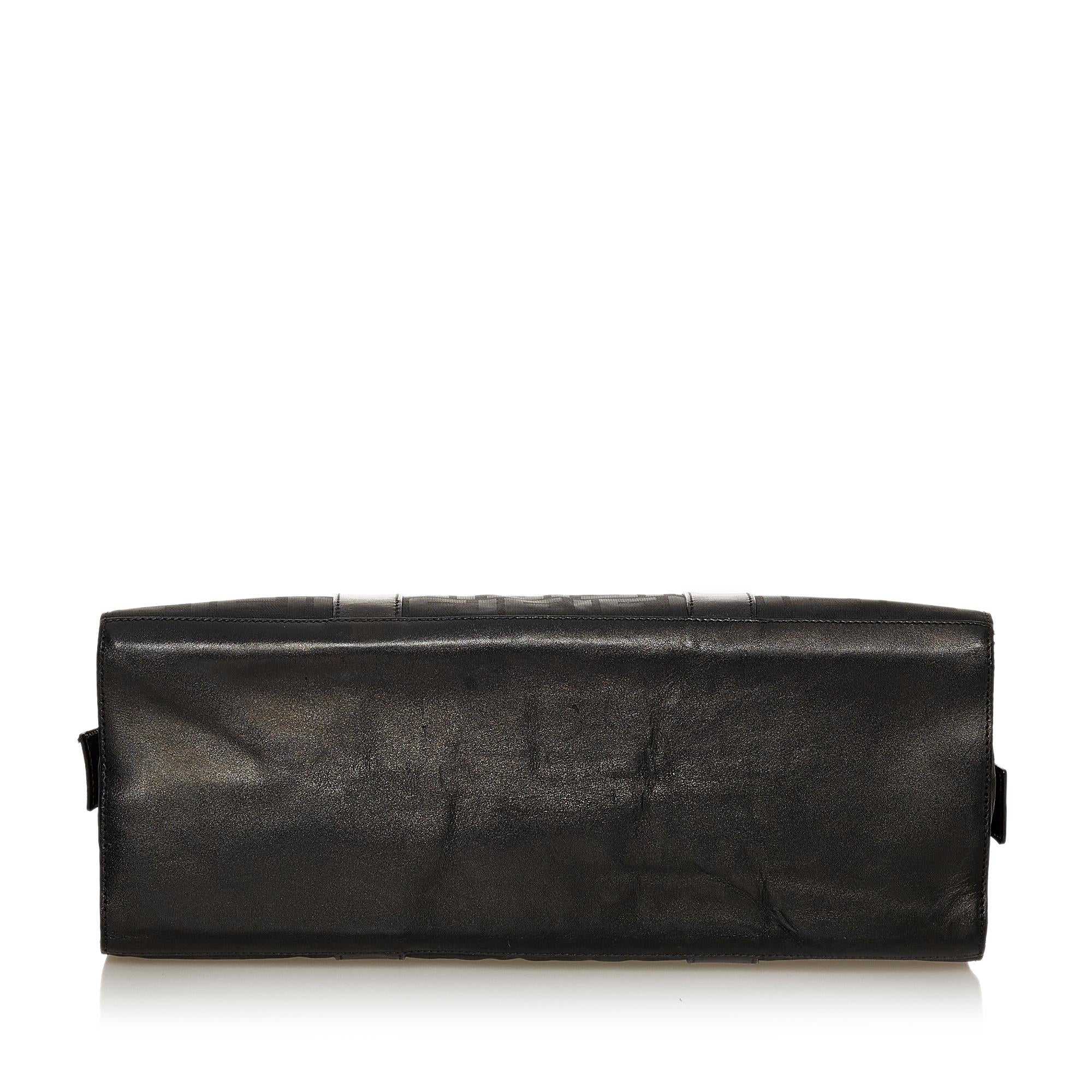 Fendi Zucca Canvas Handbag (SHG-28503)