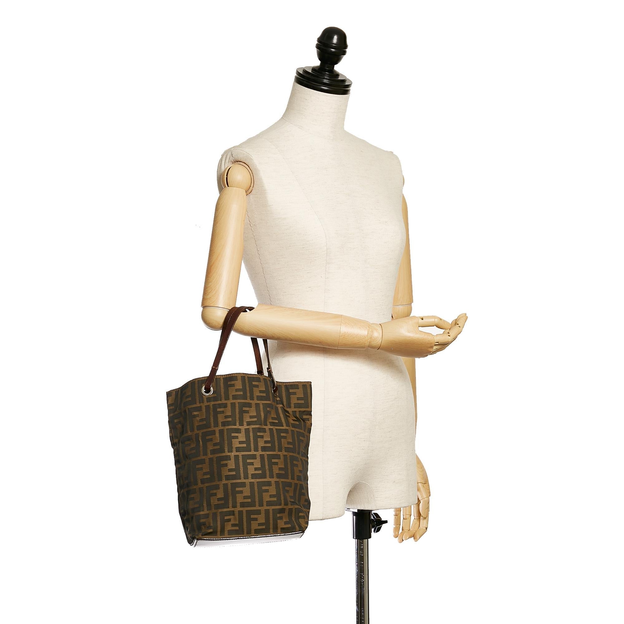 Fendi Zucca Canvas Tote Bag (SHG-28308)