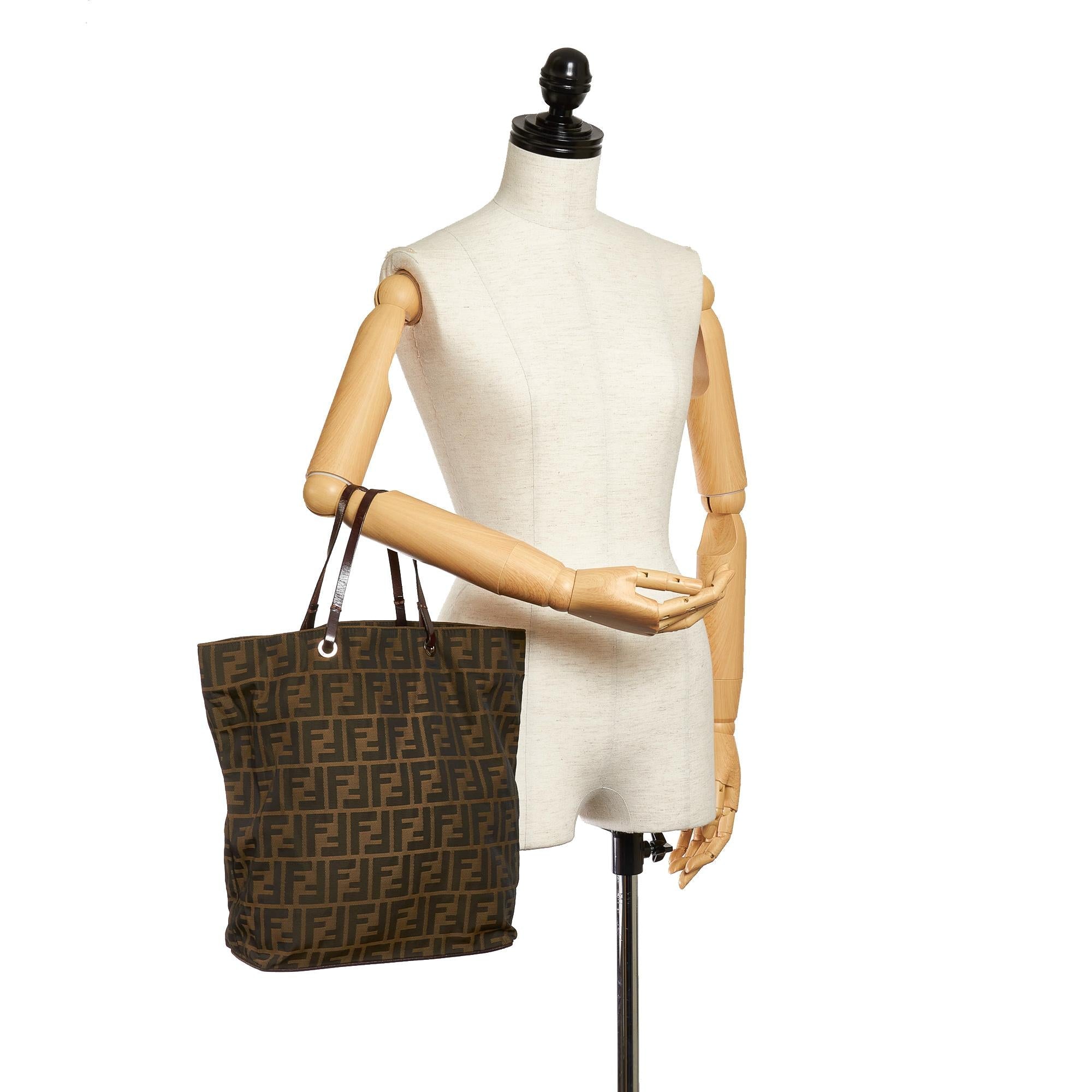 Fendi Zucca Canvas Tote Bag (SHG-28309)