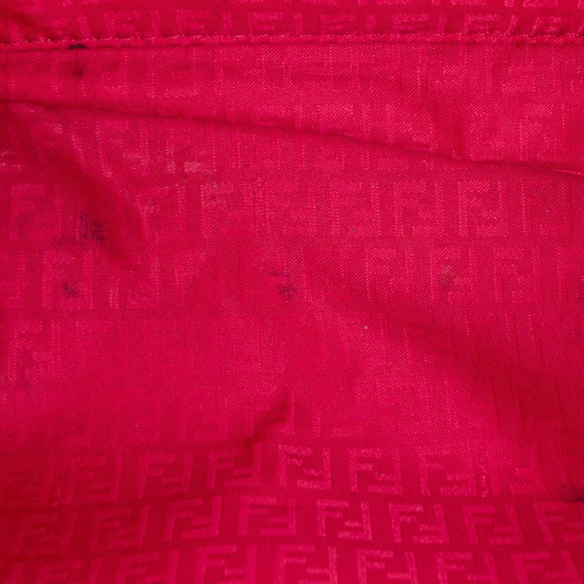 Fendi Zucca Chain Baguette (SHG-28823)