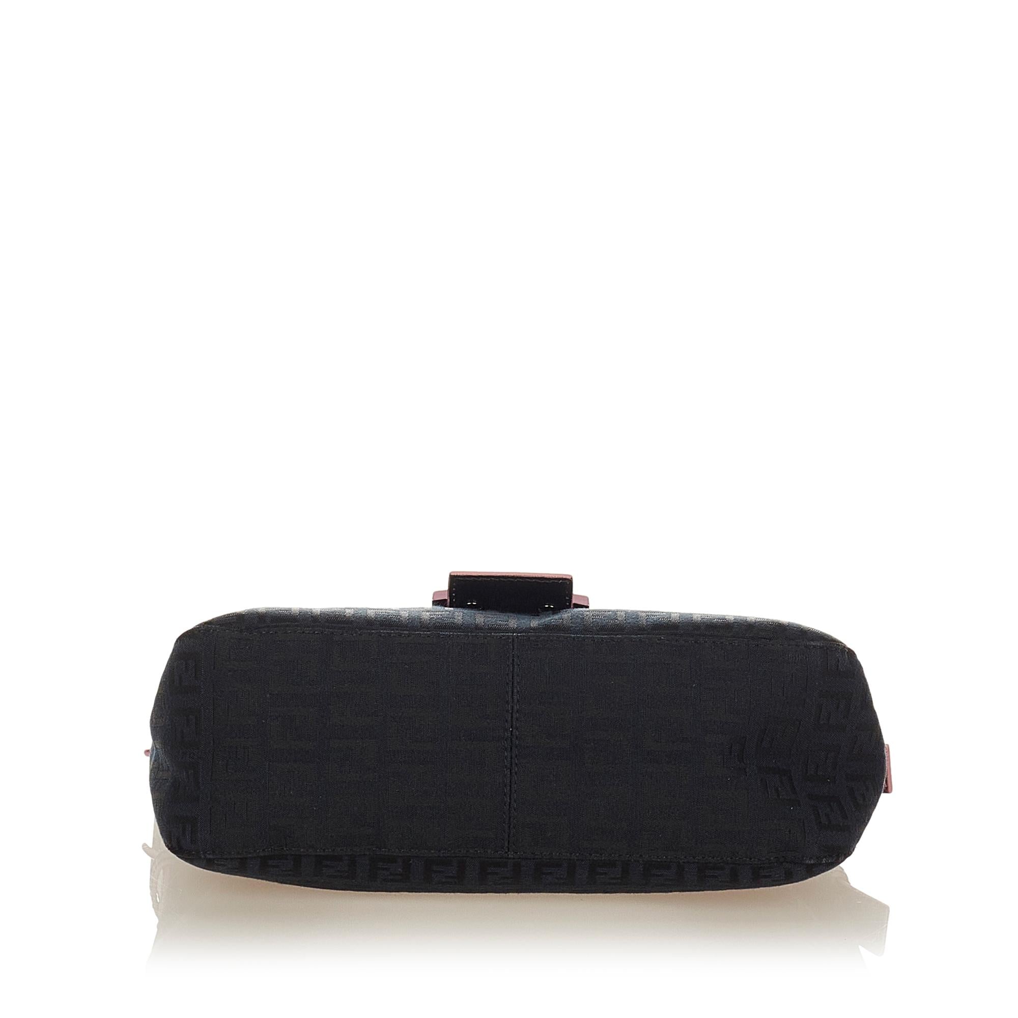 Fendi Zucchino Canvas Baguette (SHG-26702)
