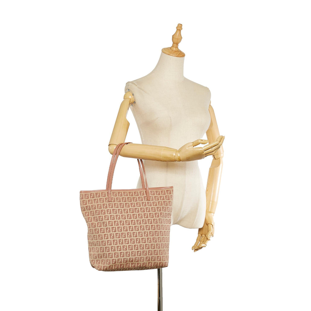 Fendi Zucchino Canvas Tote Bag (SHG-24240)