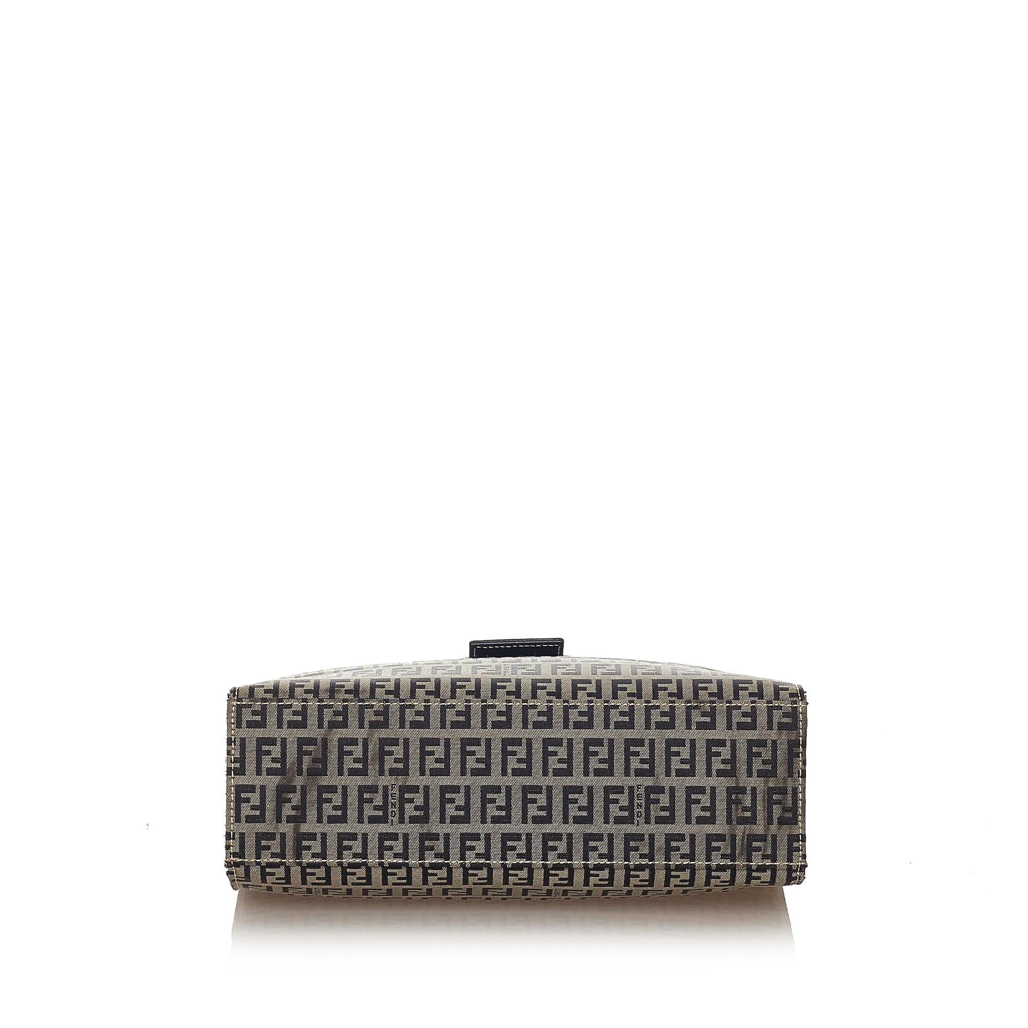 Fendi Zucchino Canvas Tote Bag (SHG-28122)