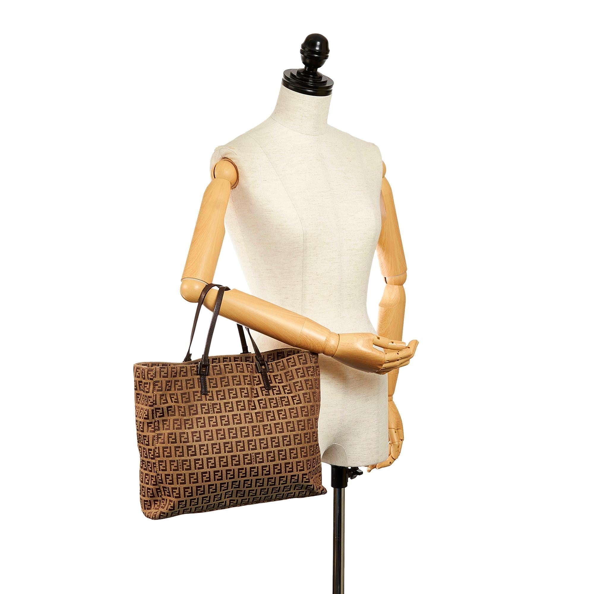 Fendi Zucchino Canvas Tote Bag (SHG-31149)