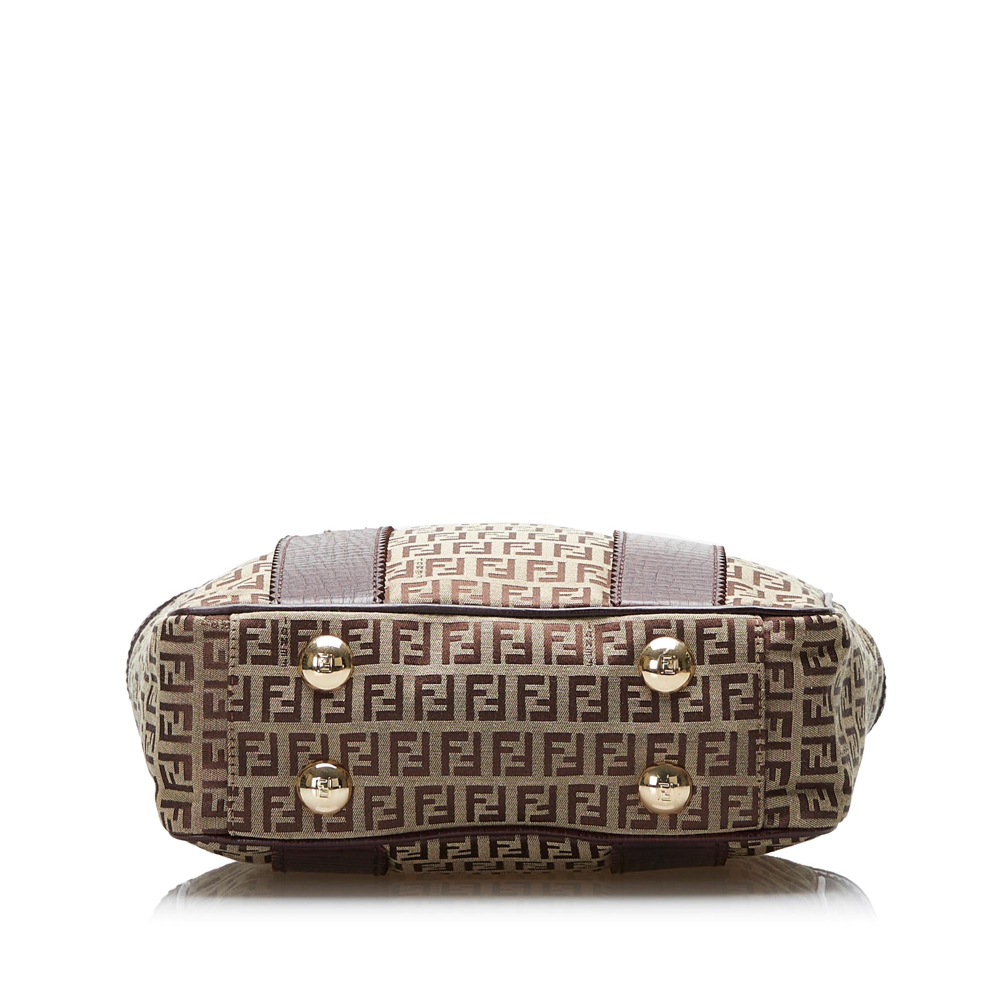Fendi Zucchino Canvas Tote Bag (SHG-LR2O1Y)