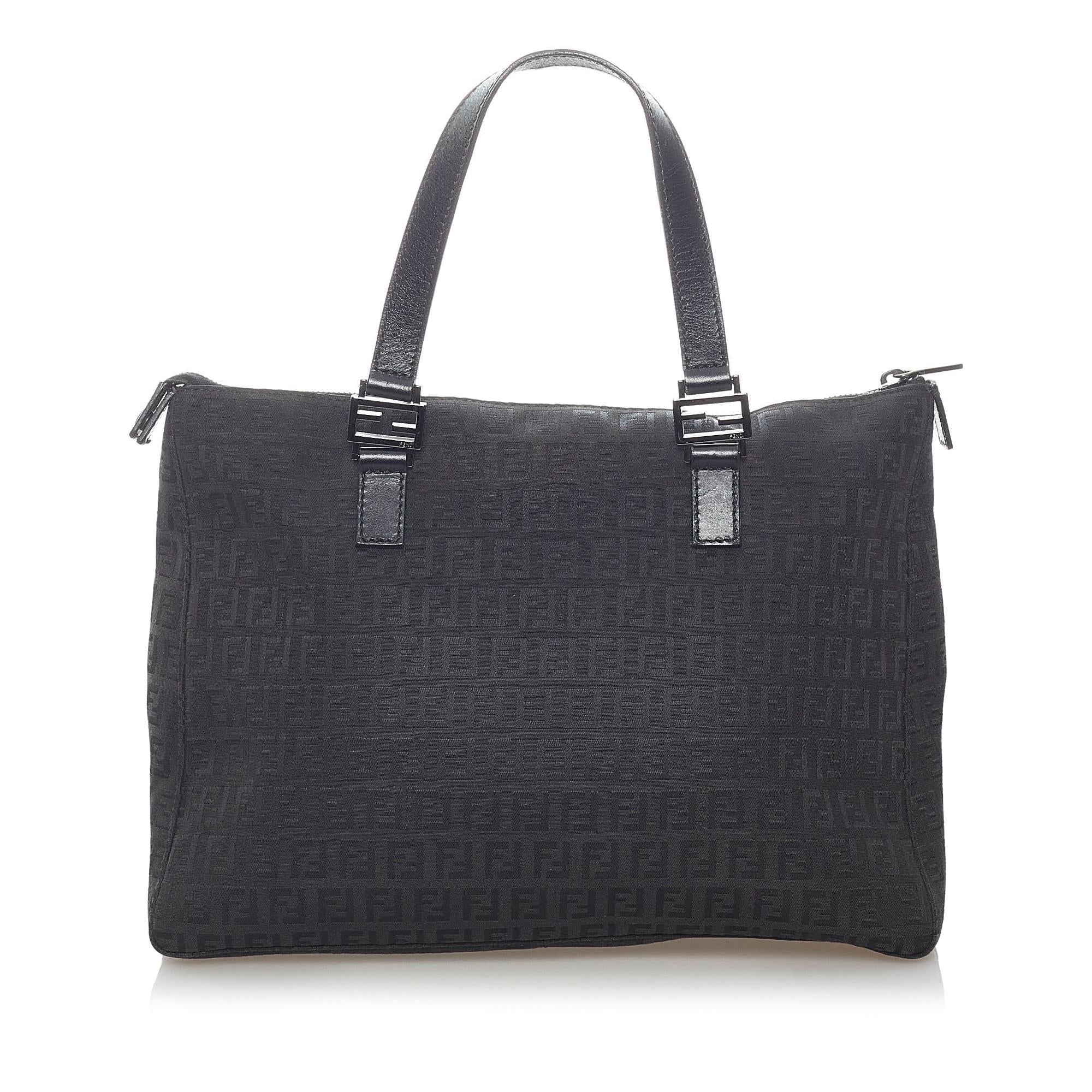 Fendi Zucchino Canvas Tote Bag (SHG-u0LHWp)
