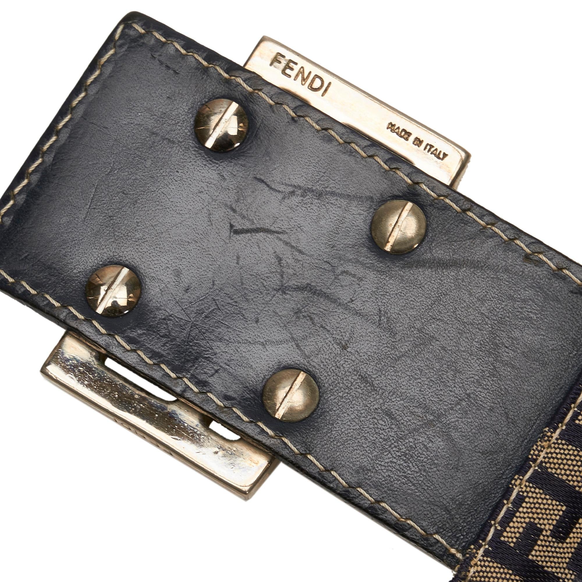 Fendi Zucchino Flap Shoulder Bag (SHG-Vcjt3I)