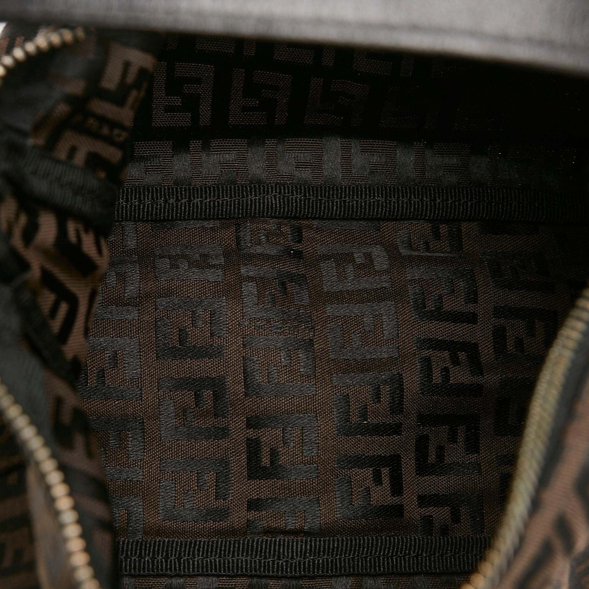 Fendi Zucchino Handbag (SHG-5uG4iZ)