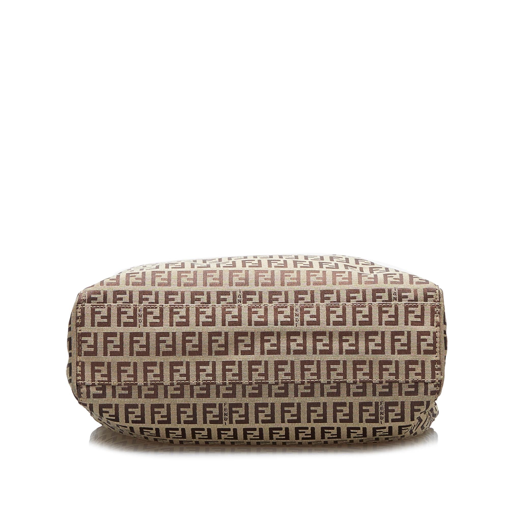 Fendi Zucchino Handbag (SHG-hGOtb8)