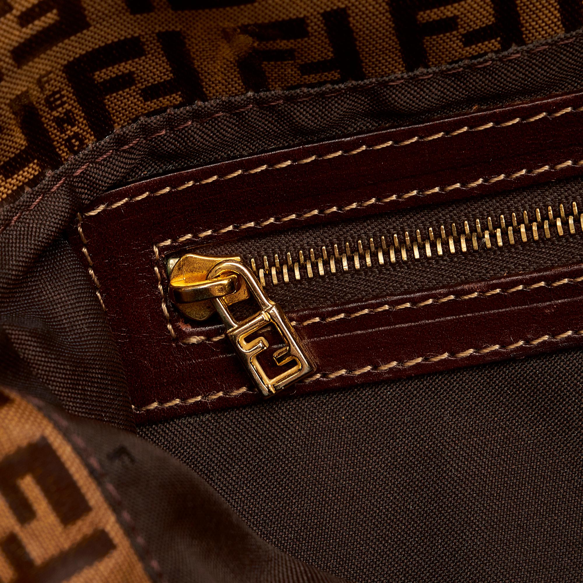 Fendi Zucchino Mamma Baguette (SHG-o1OCnU)