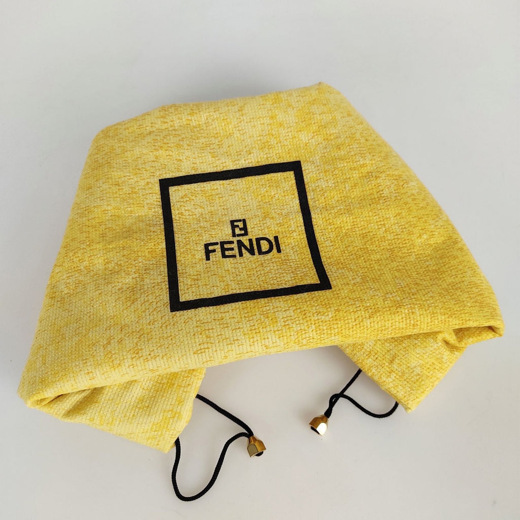 FENDI vintage handbag in black patent leather