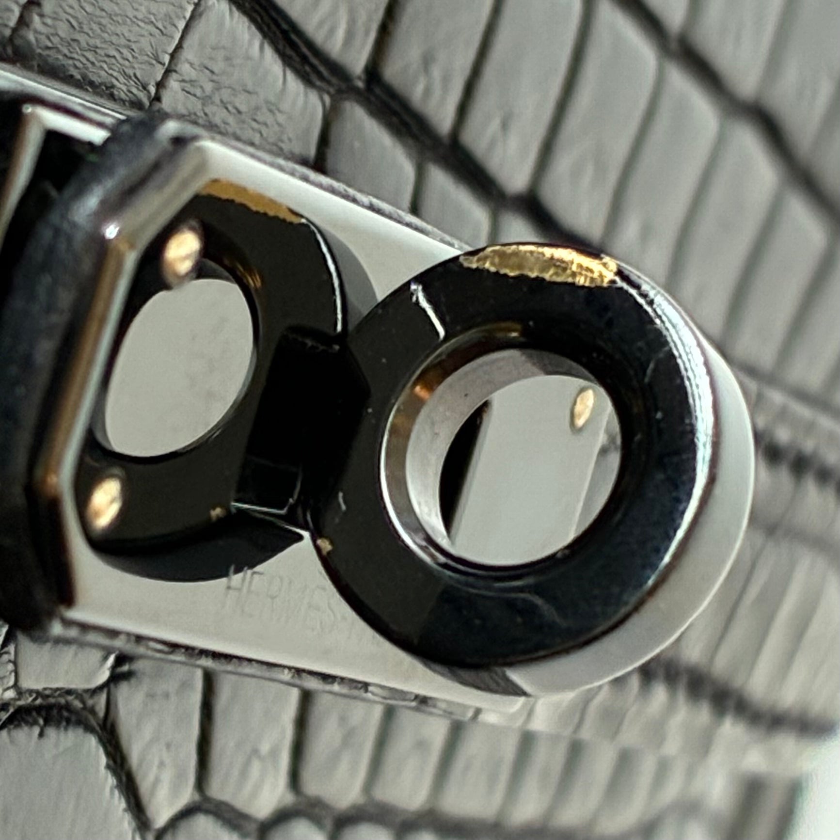 Hermes * 2010 So Black Niloticus Kelly Pochette