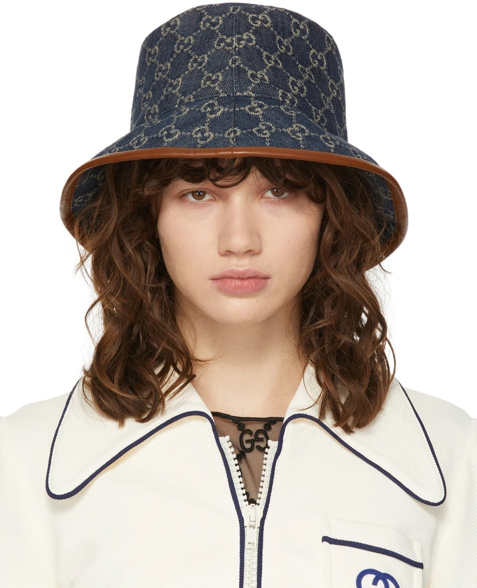 GUCCI GG SUPREME CANVAS BUCKET HAT