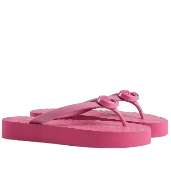 GUCCI CHEVRON GG THONG SLIDE SANDALS