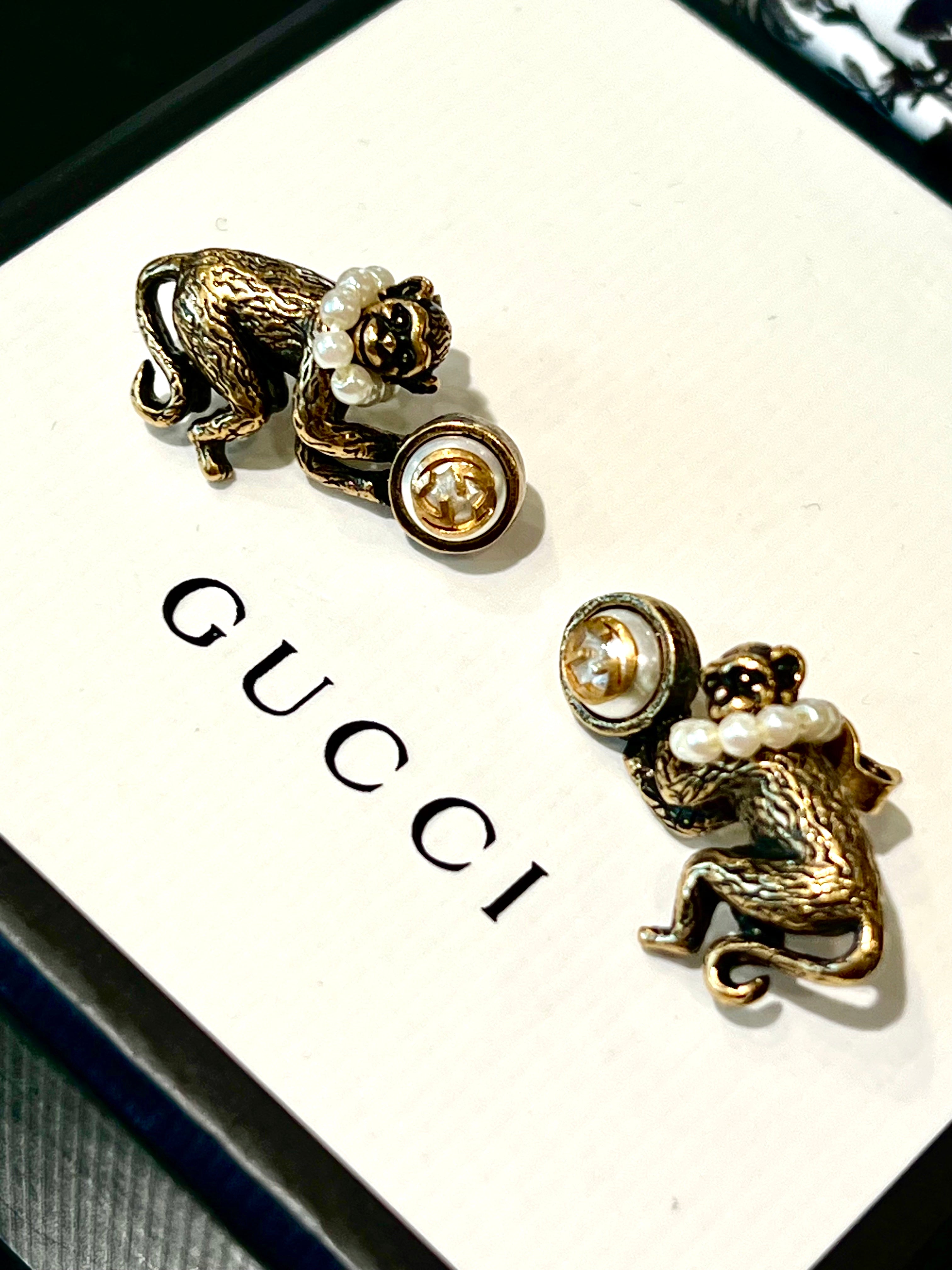 GUCCI FAUX PEARL MONKEY STUD EARRINGS