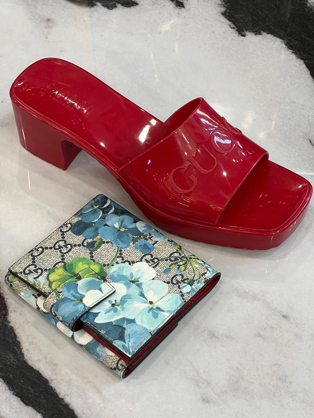 GUCCI GG BLOOMS FRENCH FLAP WALLET