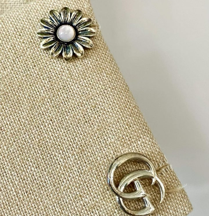 GUCCI DOUBLE G FLOWER STUD EARRINGS