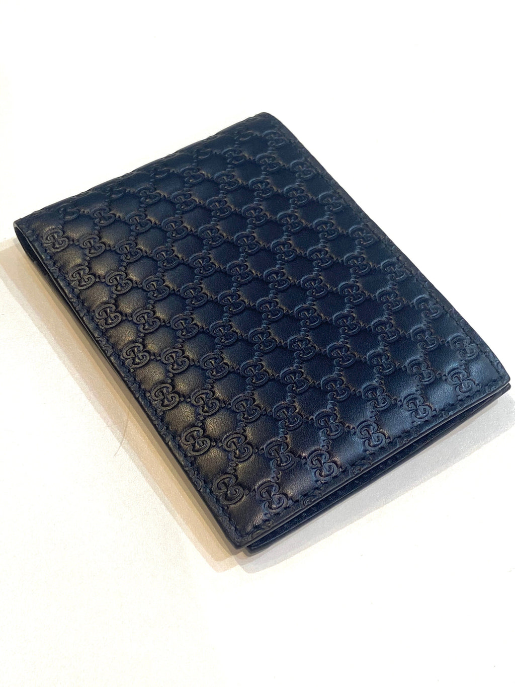 GUCCI GG MICROGUCCISSIMA LEATHER BI-FOLD WALLET