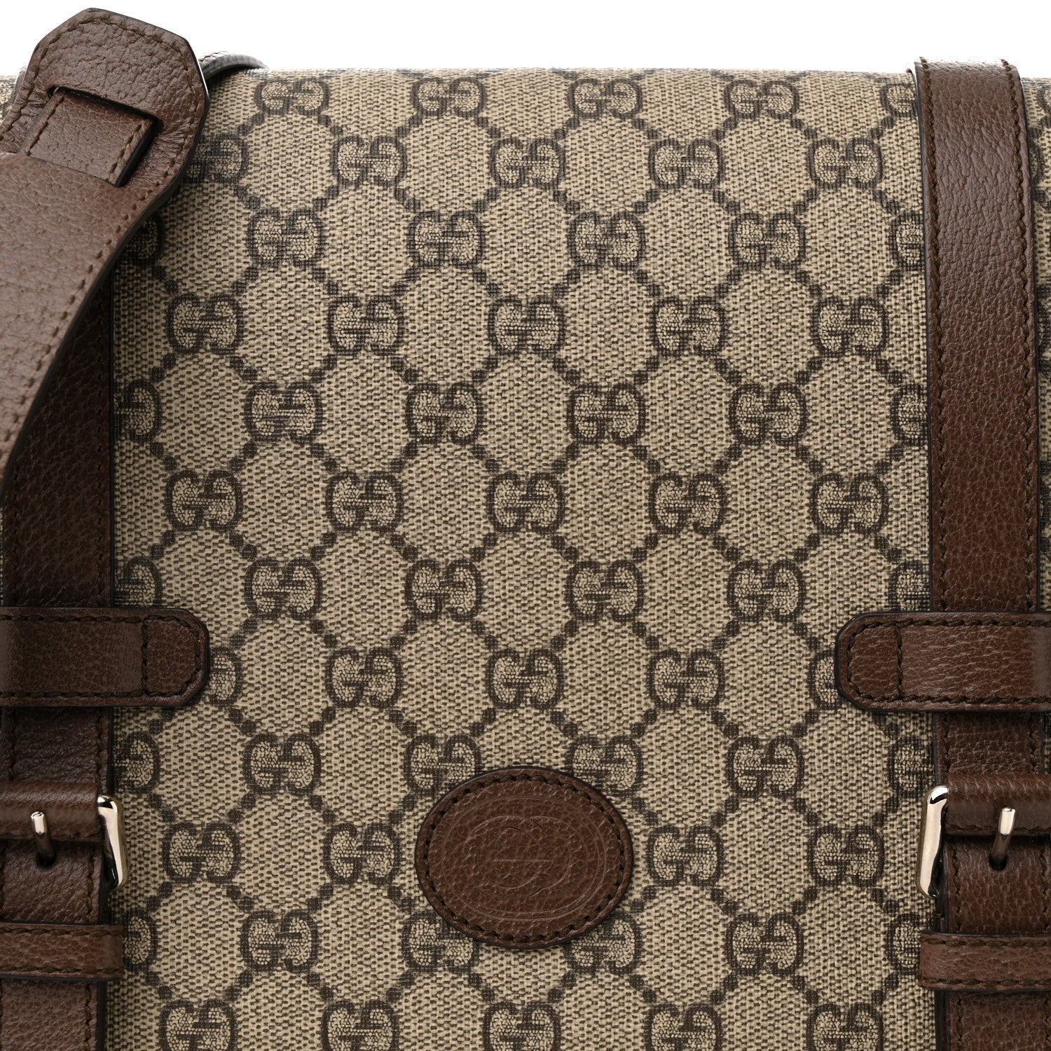 GUCCI GG SUPREME MESSENGER BAG