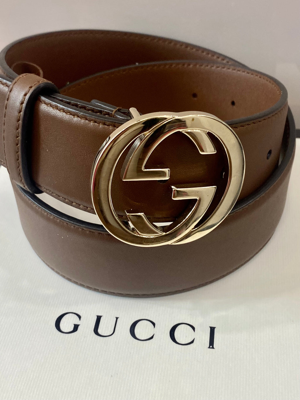 GUCCI INTERLOCKING G BUCKLE LEATHER BELT