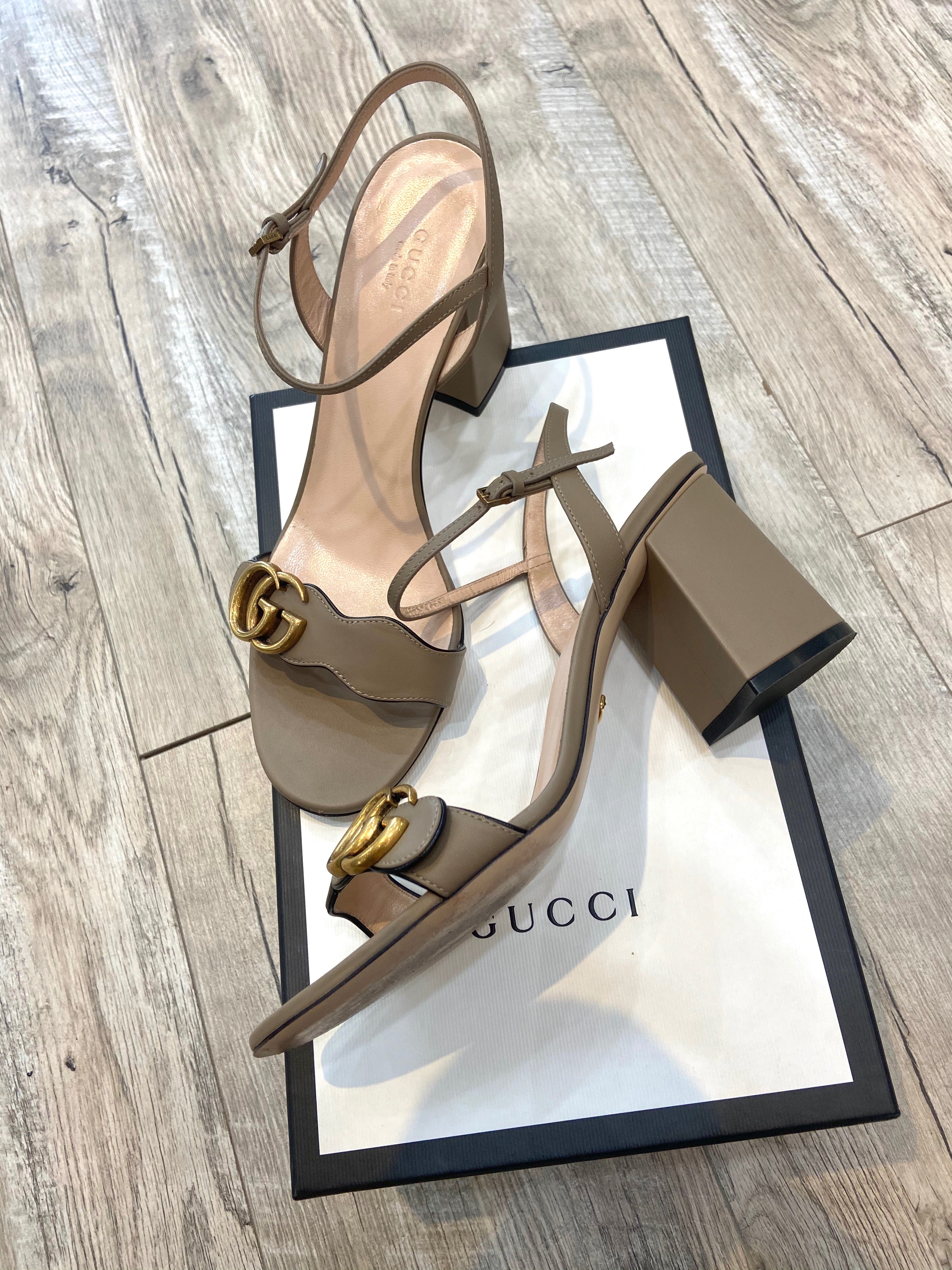 GUCCI CALFSKIN LEATHER LIFLORD GG MARMONT SANDALS