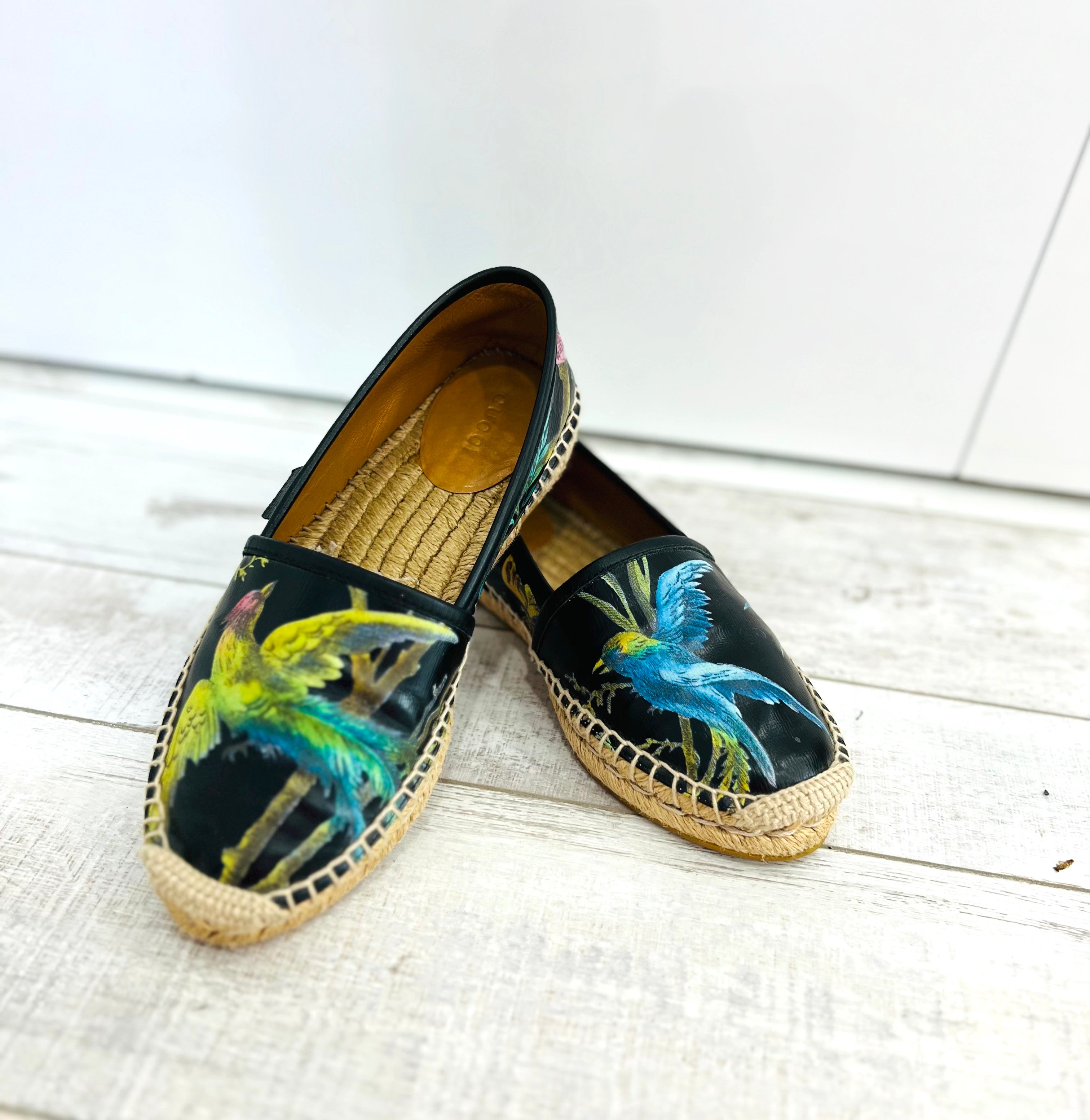 GUCCI TROPICAL PRINT ESPADRILLES